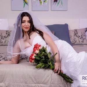 Escaped Bride Screenshot